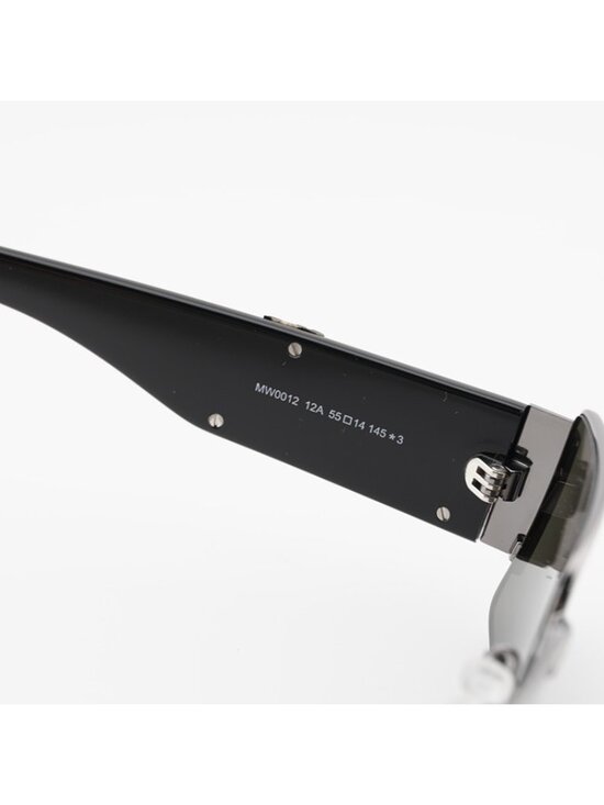 MCM MW0012 12A Sunglasses Dark Ruthenium Rectangle Frame, Dark Grey Lenses main image 5
